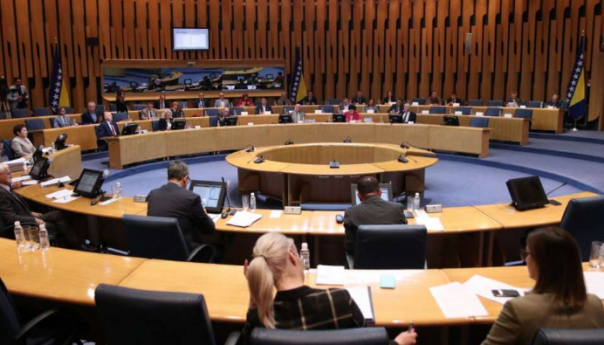 Postavljanjem delegatskih pitanja počela sjednica Doma naroda PSBiH