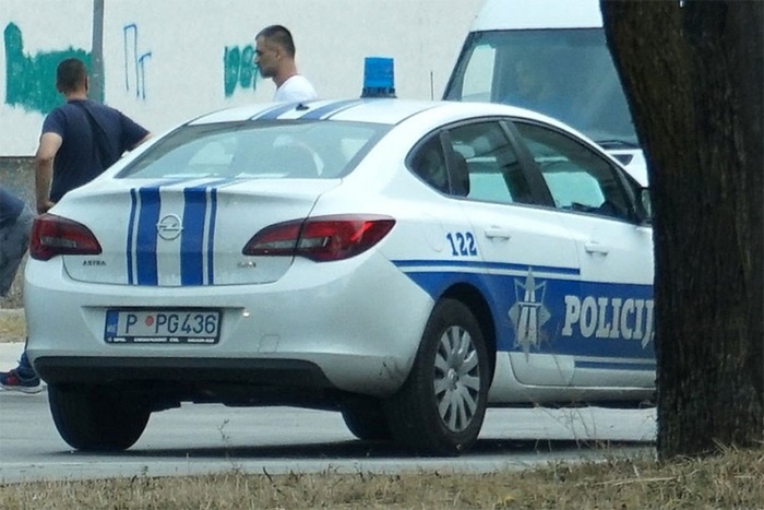 Postavljen eksploziv ispod automobila policajca