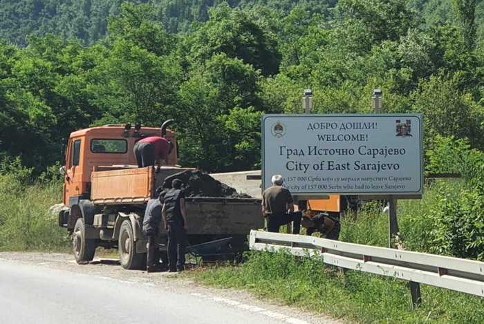 Ćosić postavio tablu, Karić: Odgovarati ćeš!