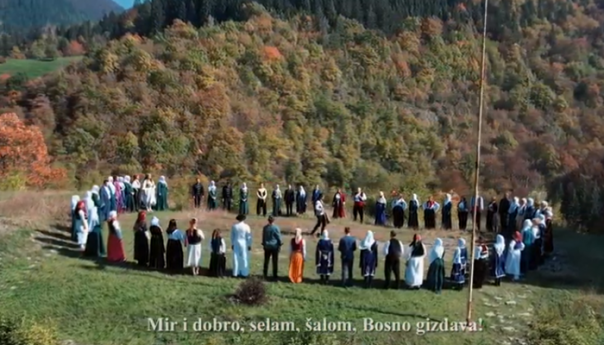 'Postojbino draga': Pjesma za rođendan BiH!