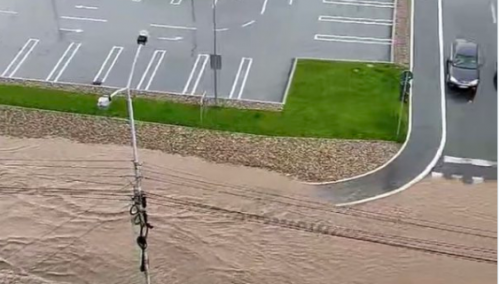 Potop u Nišu: Nakon 10 minuta kiše poplavljene ulice i klinike