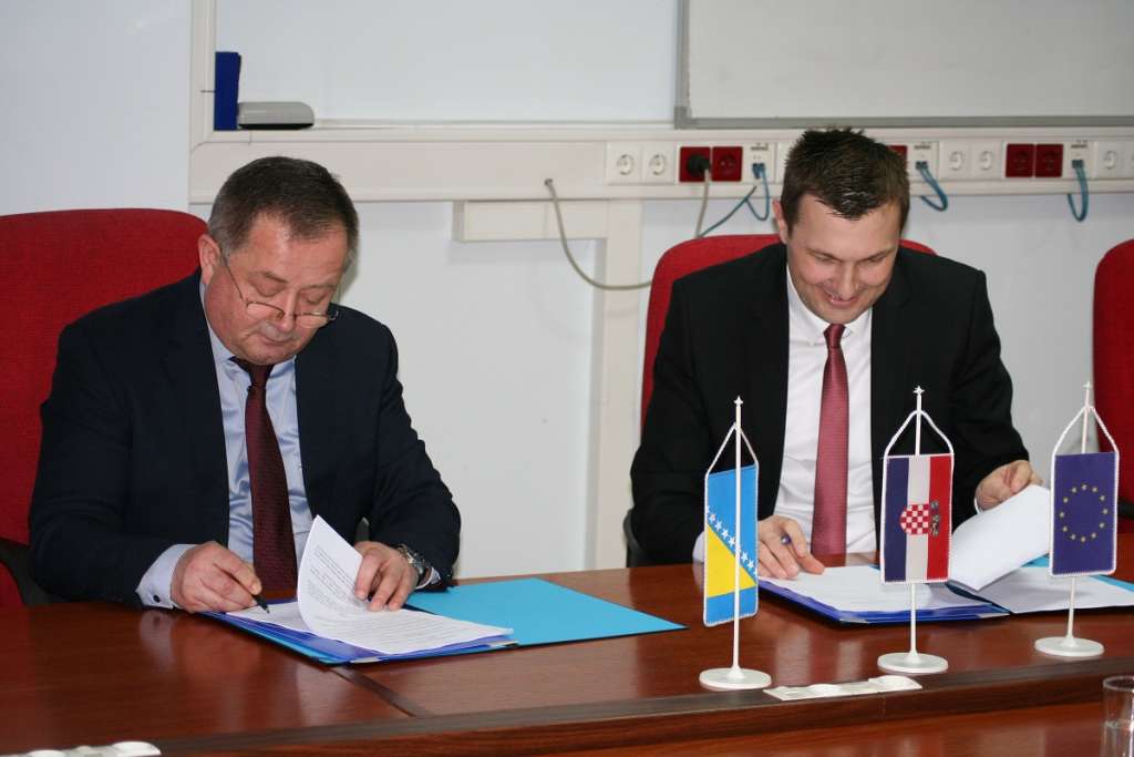 Potpisan memorandum o razmjeni podataka između carinskih službi BiH i Hrvatske
