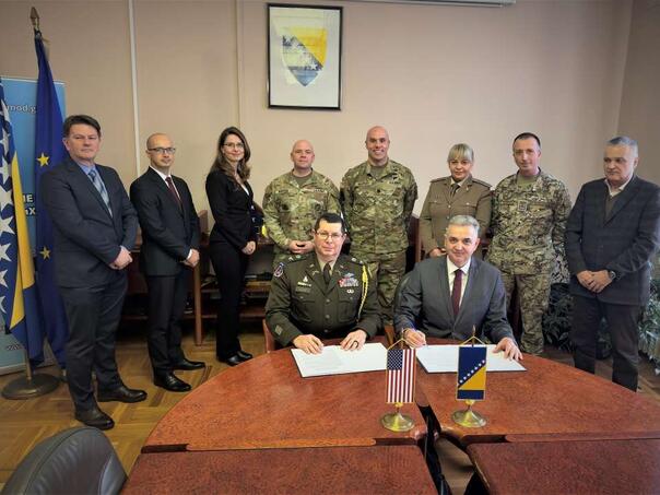 Potpisan Memorandum o razumijevanju između ministarstava odbrane BiH i SAD-a za 2025. godinu