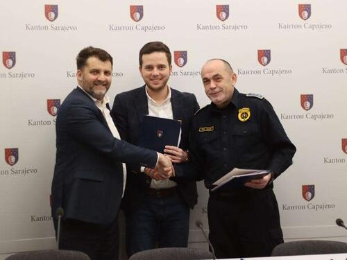 Potpisan novi Kolektivni ugovor između Vlade Kantona Sarajevo i Sindikata policije KS