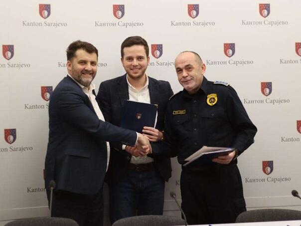 Potpisan novi Kolektivni ugovor između Vlade Kantona Sarajevo i Sindikata policije KS
