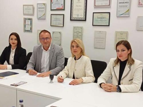 Potpisan Protokol o saradnji između Porodičnog savjetovališta i Udruženja 'Dajte nam šansu'
