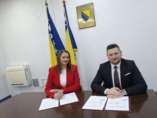 Potpisan Sporazum o saradnji u oblasti obuke poreznih službenika