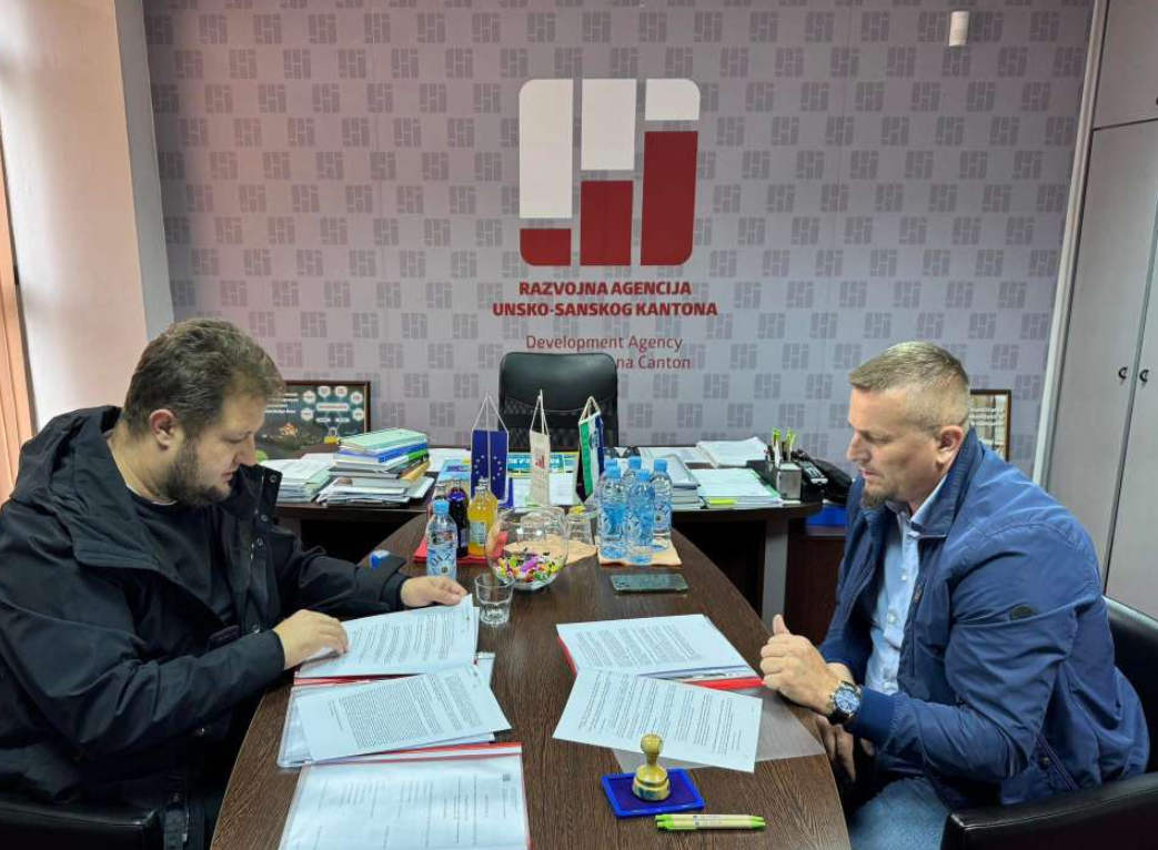 Potpisan ugovor o izradi Strategije održive elektromobilnosti USK