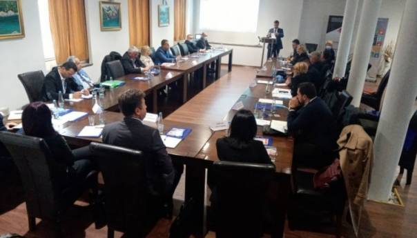 Potpisana izjava o saradnji 12 lokalnih zajednica FBiH i RS-a