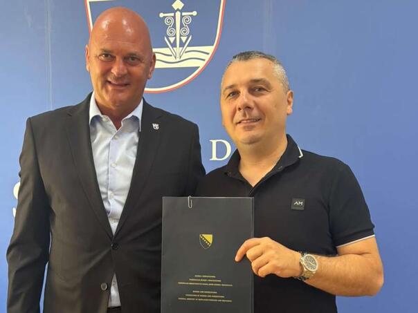 Potpisana tri ugovora za infrastrukturne projekte na području Grada Stoca