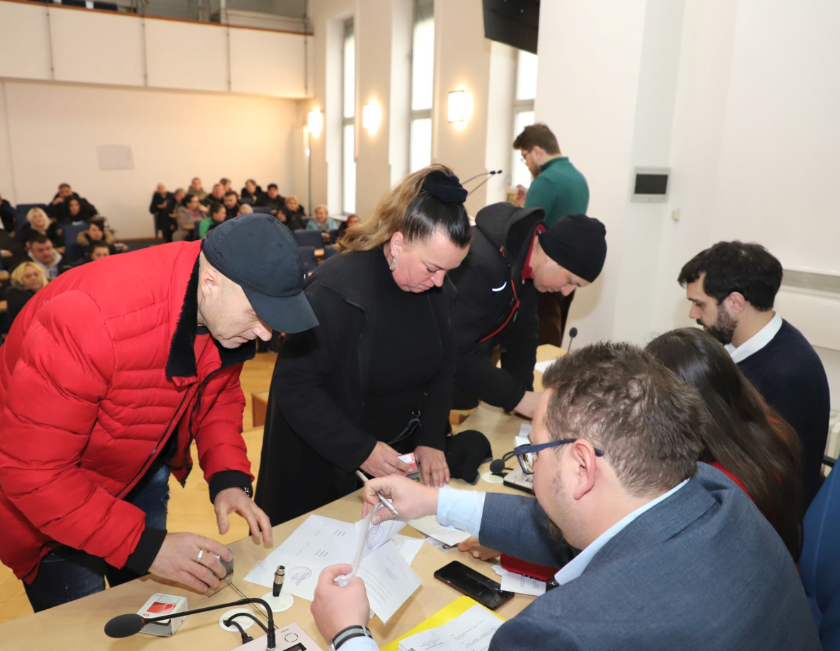 Potpisani ugovori sa 97 malih trgovaca