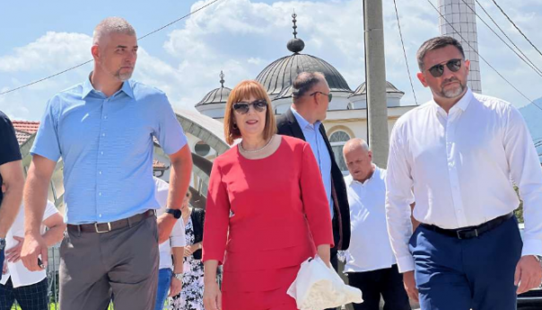 Potpredsjednica Mahmutbegović i ministar Ramić u posjeti općini Vitez