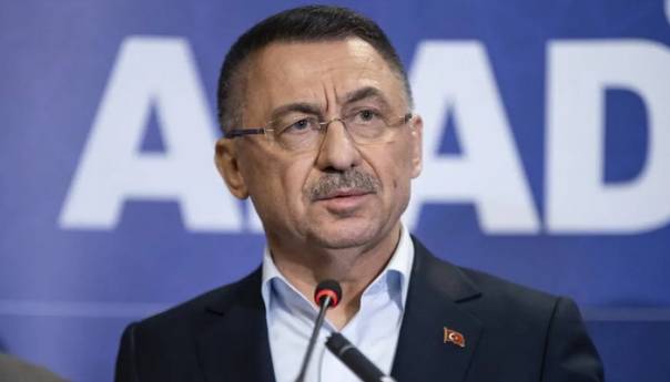 Potpredsjednik Turske: Građani, udaljite se od oštećenih zgrada!