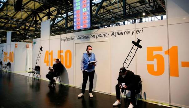 Potpuni kolaps: EU bi i rusku vakcinu, ni Rusija nema dovoljno
