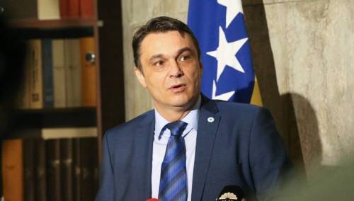 Kolaps u dostavi izbornog materijala za dijasporu