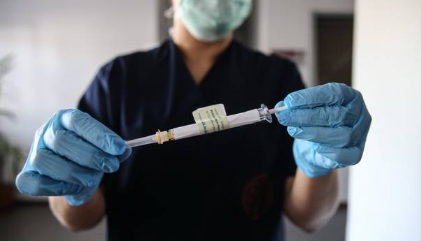 Potpuno vakcinisanima protiv korone ne treba treća doza
