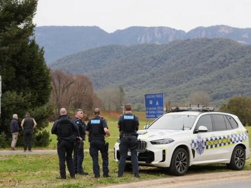 Potraga za australskim napadačem ulazi u peti dan zbog lošeg vremena