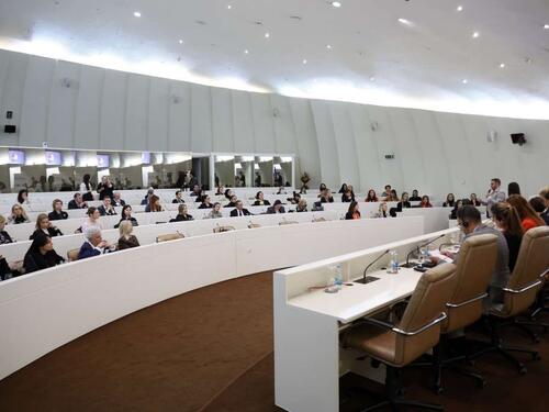 Potrebno donošenje jasnih pravnih normi i strožih sankcija u slučajevima femicida