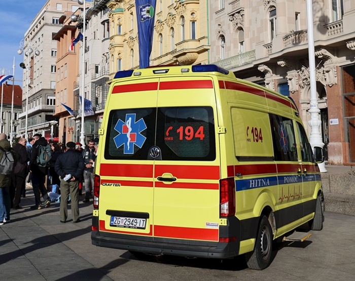 Potukli se demonstranti u Zagrebu, policija odvela nekoliko ljudi