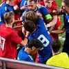 Potukli se Srbi i Rusi: Sijevale pesnice, igrači se davili, sudija dijelio crvene