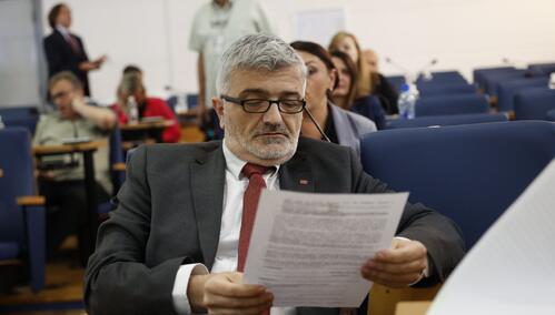 Potvrđen opoziv Mandića, Centar ide na referendum