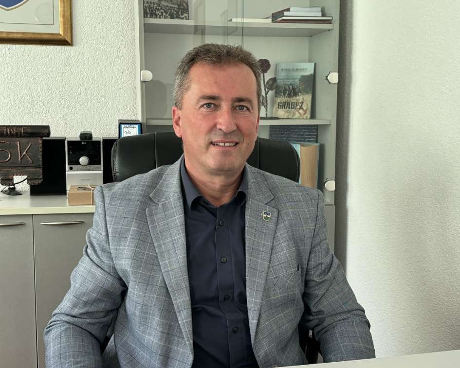 Potvrđena optužnica protiv direktora Službe za zapošljavanje USK