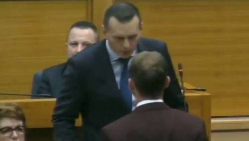 Potvrđena optužnica protiv Lukača zbog udaranja Stanivukovića