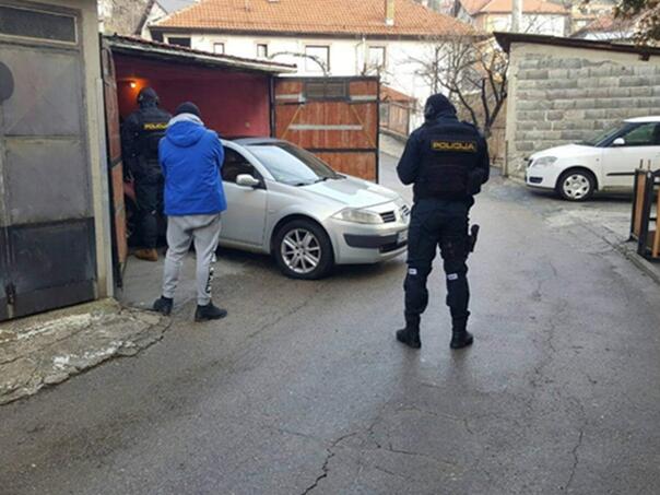 Potvrđena optužnica protiv organizirane grupe za preprodavanje droge