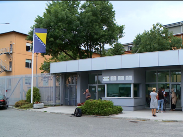 Potvrđena optužnica protiv šest pripadnika Armije RBiH za ratne zločine u Visokom