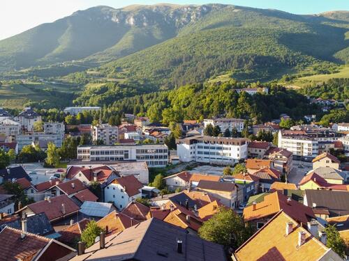 Potvrđena optužnica protiv više lica, te Društva za zapošljavanje invalidnih lica 'APEL-PROMET' d.o.o. Travnik