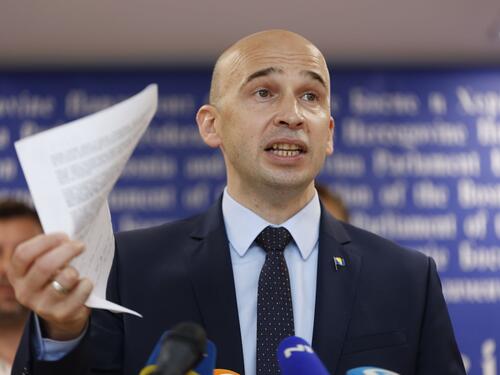 Potvrđeno: Pivić novi premijer ZDK, poznata imena ministara