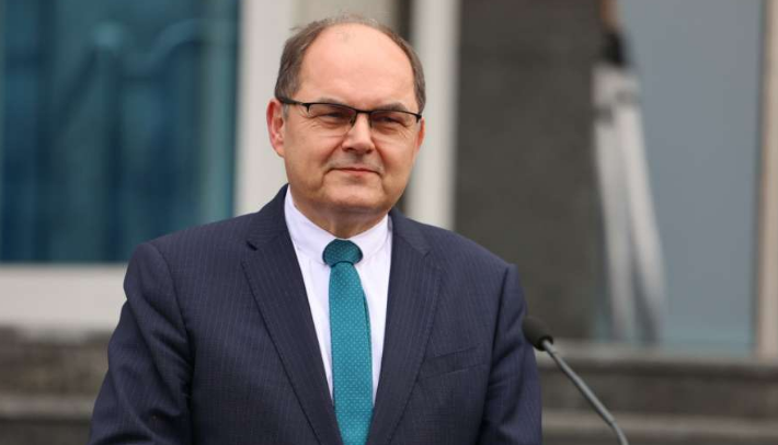 Potvrđeno za Vijesti: Schmidt danas nameće tehničke izmjene Izbornog zakona