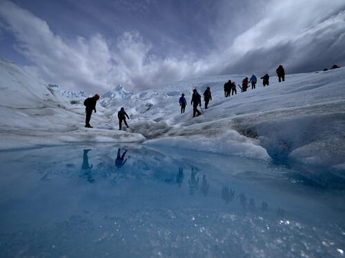 Povećan priliv turista na glečere prijeti osjetljivim ekosistemima i ubrzava njihov nestanak