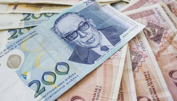 Povećani uvoz i izvoz, vanjskotrgovinski deficit veći od 9,6 milijardi KM