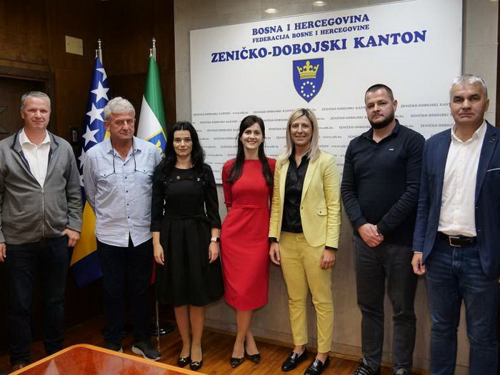 Povećanje plaća ljekarima i drugom zdravstvenom osoblju u ZDK