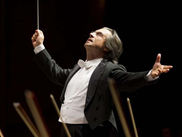 Povodom 100 godina Sarajevske filharmonije slavni maestro Riccardo Muti stigao u Sarajevo