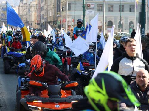 Povodom Dana nezavisnosti BiH: Veliki defile kvadova kroz Sarajevo
