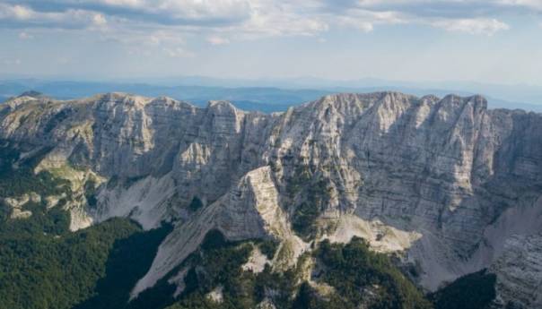 Završena akcija spašavanja povrijeđenog planinara na planini Velež