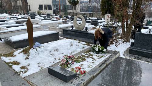 Power odala počast novinaru Kurtu Schorku