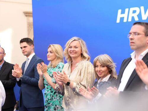 Pozamašne cifre: Otkriveno koliko zarađuju EU zastupnici