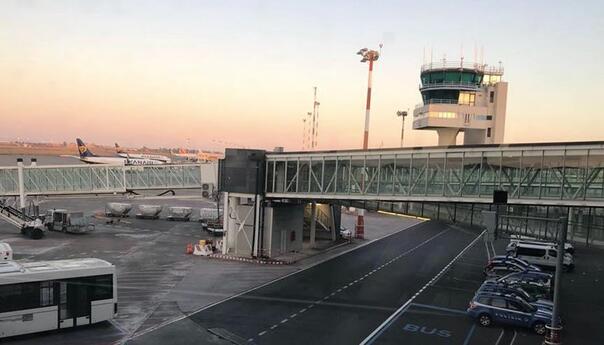 Požar na aerodromu na Siciliji, letovi odgođeni do srijede