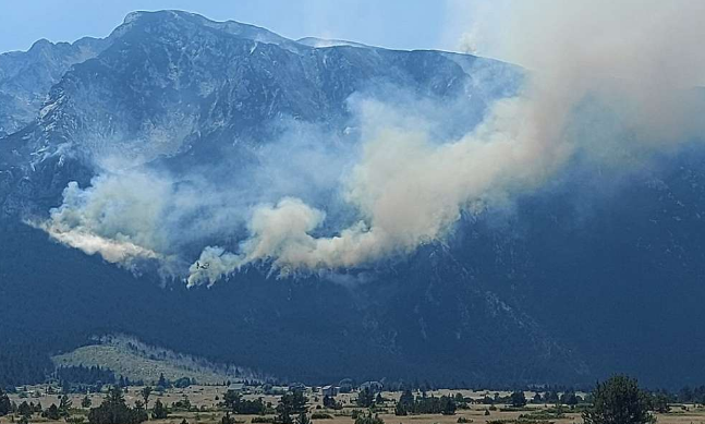 Požar na Čvrsnici i dalje aktivan