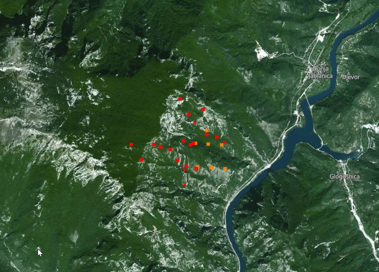 Požar na Čvrsnici se dramatično proširio