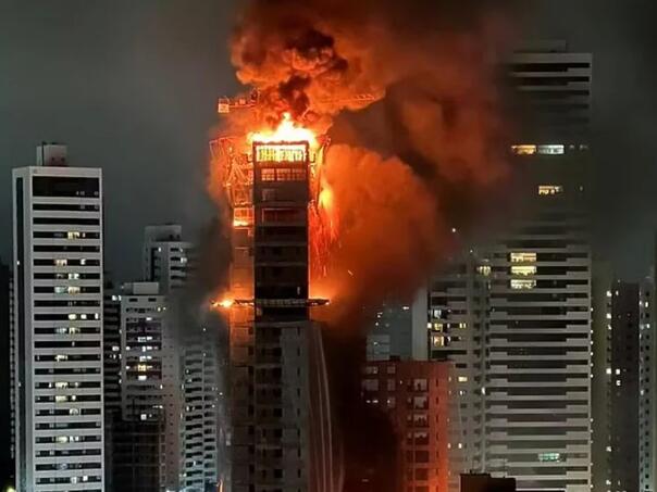 Požar 'progutao' neboder u Brazilu