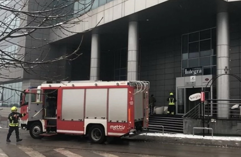 Požar u banjalučkoj zgradi u kojoj je smještena Poreska uprava