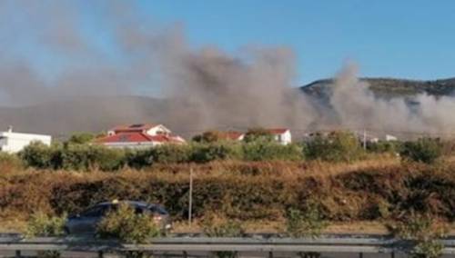 Požar u fabrici za preradu ribe u Kaštel Novom