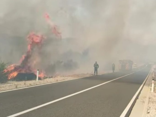 Požar kod Neuma se približio kućama, stanje alarmantno