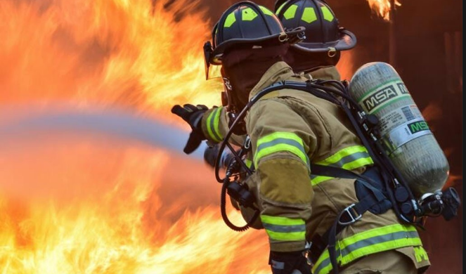 Požar u Sloveniji: 180 vatrogasaca se bori s vatrom, mine otežavaju gašenje