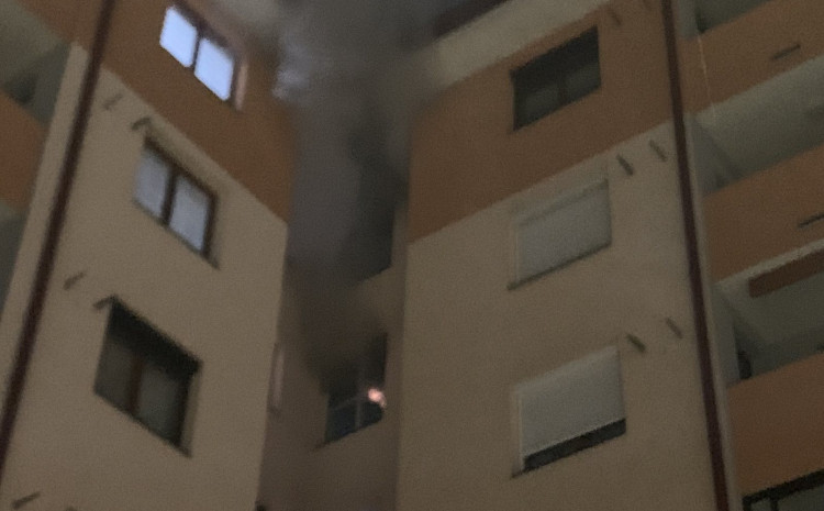 Požar u stambenoj zgradi u Istočnom Sarajevu