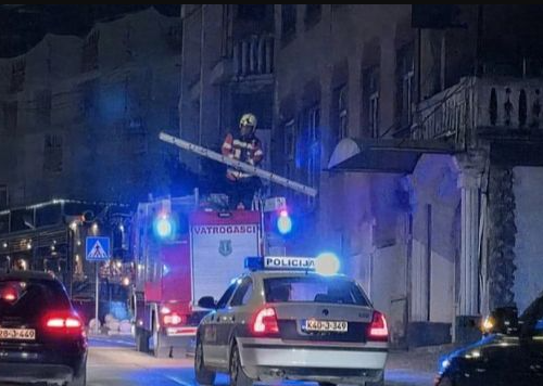 Požar u Starom hotelu u Velikoj Kladuši